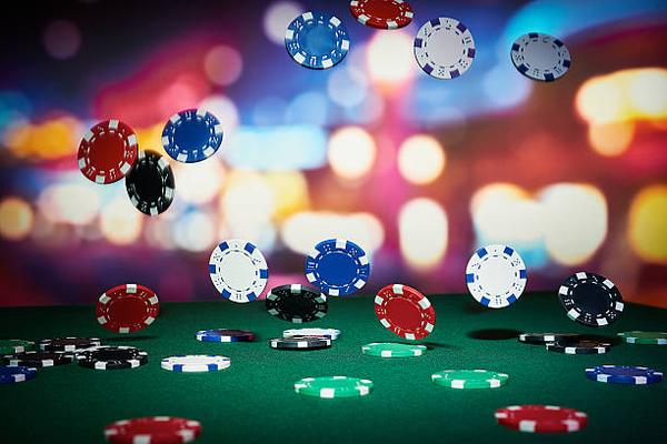 Explore Live Baccarat Variations with オンカジ おすすめ Casino Resources